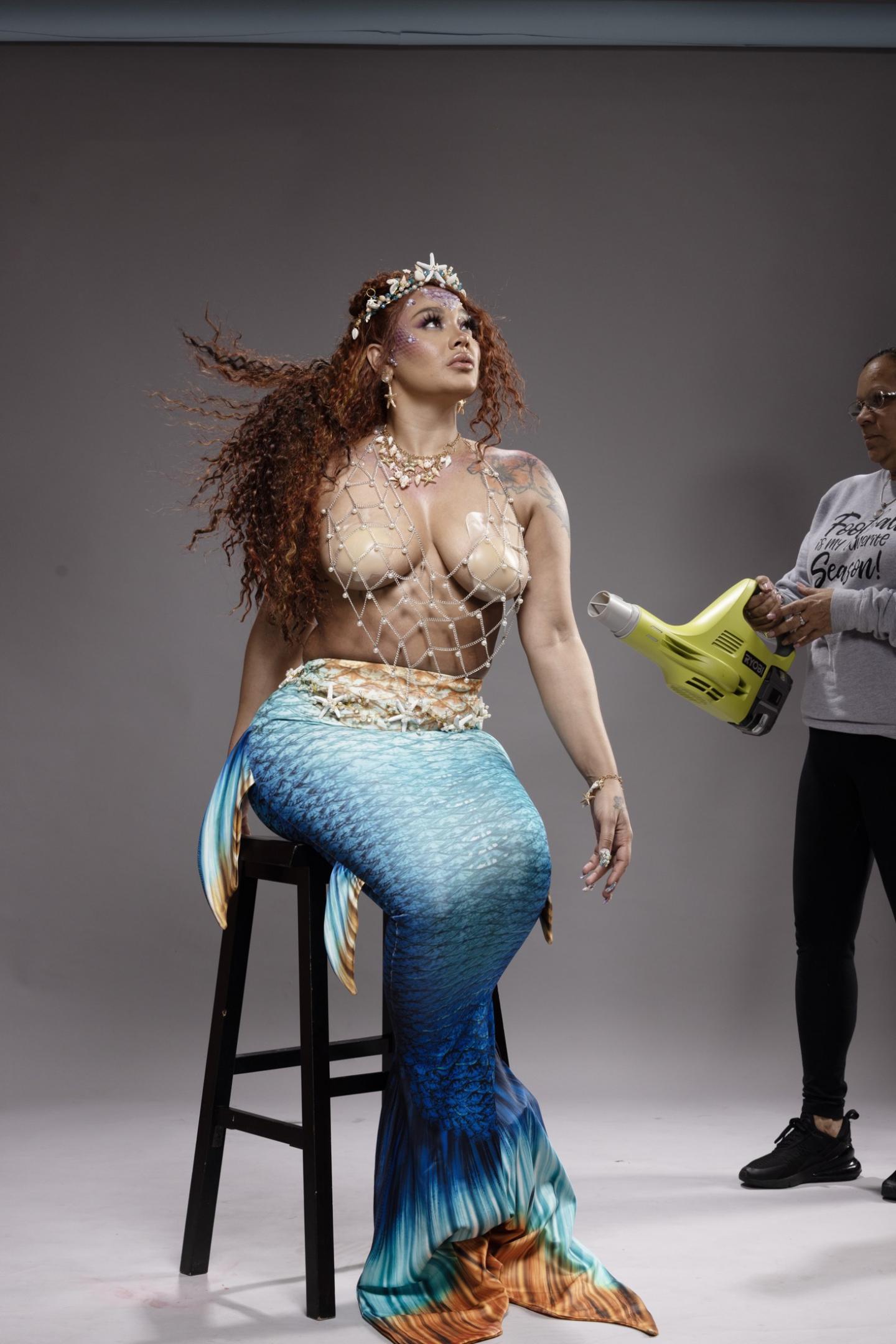 Studio mermaid portrait before the Underwater Dream composite